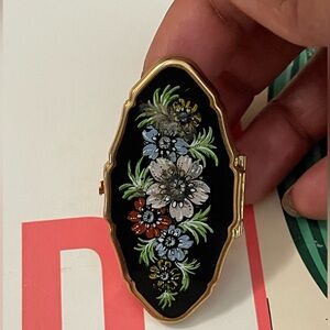 Vintage Stratton lipstick holder with mirror